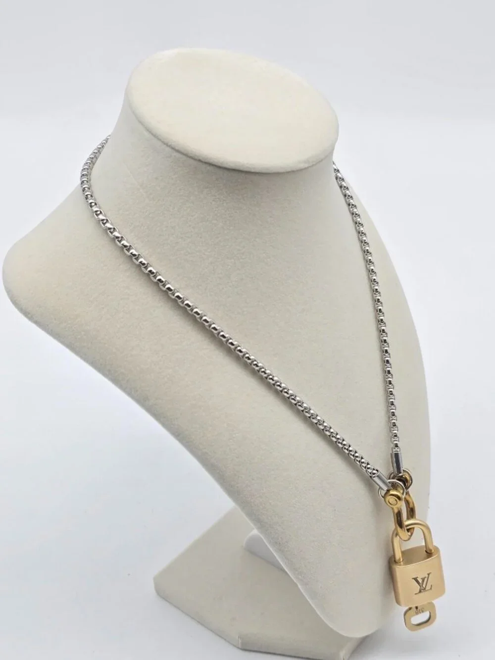 Horse Show Style Stainless Steel Chain with Authentic Louis Vuitton Padlock